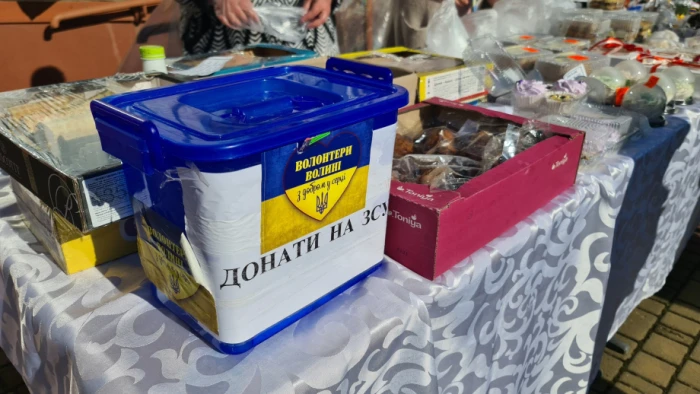 Ярмарок, смаколики та яскраві виступи: у Липинах відбувся концерт до Дня матері. ФОТО Ярмарок, смаколики та яскраві виступи: у Липинах відбувся концерт до Дня матері. ФОТО