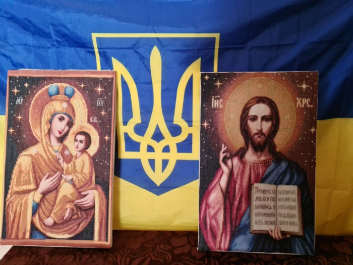 Неподалік Луцька презентували вишиту «Мону Лізу»
