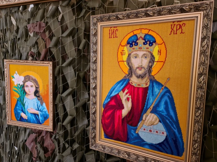 Неподалік Луцька презентували вишиту «Мону Лізу»