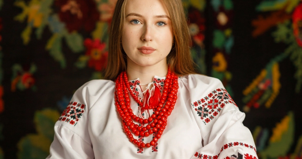 Ткане серцем: вишиванка як спадок поколінь