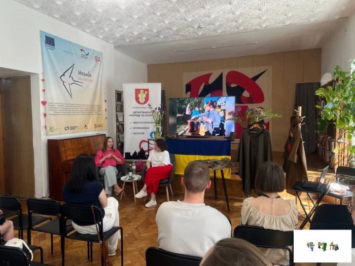 У Луцьку відбулась зустріч з волонтеркою та блогеркою Анастасією Рудик