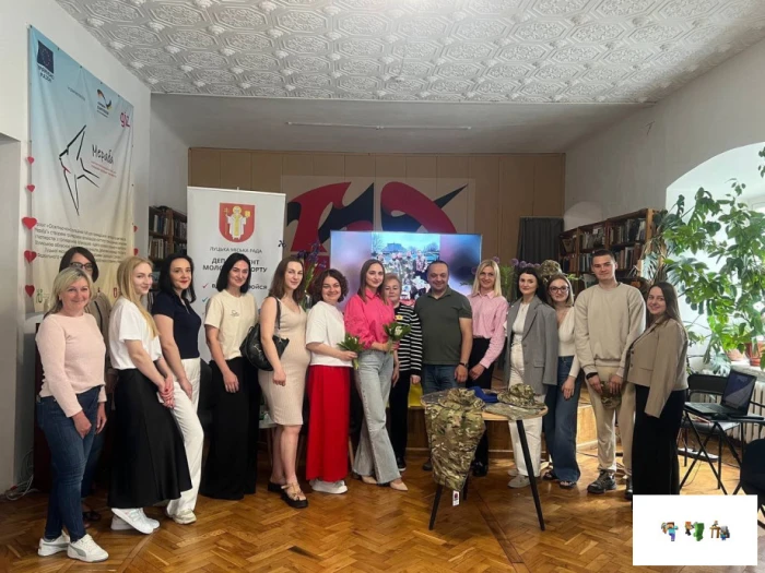 У Луцьку відбулась зустріч з волонтеркою та блогеркою Анастасією Рудик