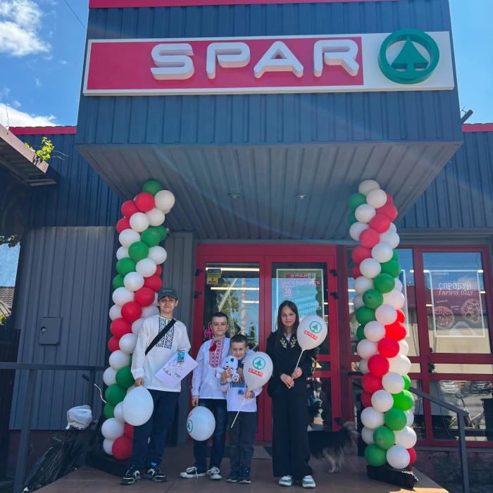 У Любешові відбулося свято відкриття супермаркету SPAR