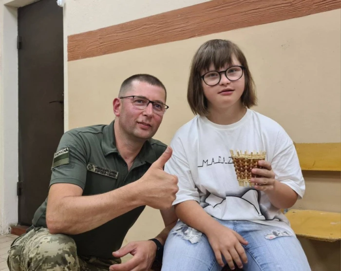 Глина, лоза і щирі усмішки: військові влаштували арттерапію для особливих дітей