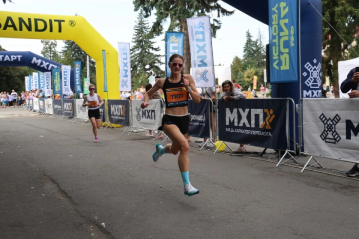 Луцьку долучився до благодійного забігу MHP Run4Victory