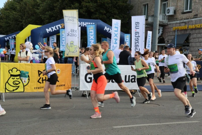 Луцьку долучився до благодійного забігу MHP Run4Victory