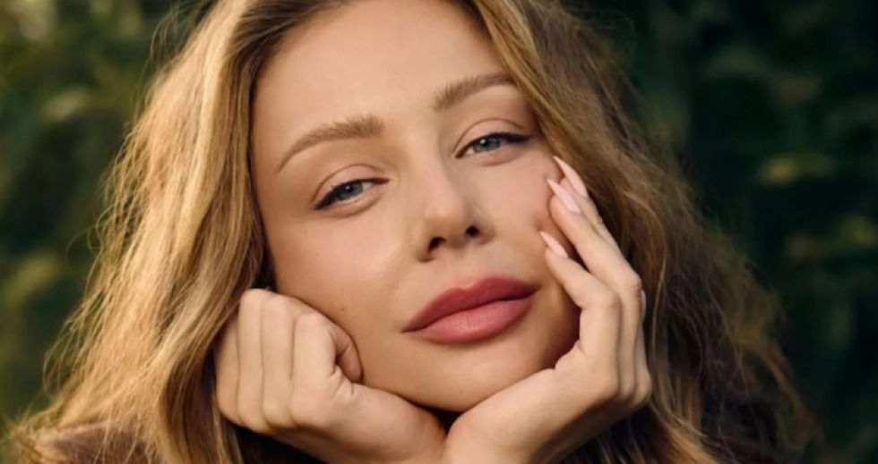 Тіна Кароль завила, що співачка з В'єтнаму вкрала її пісню