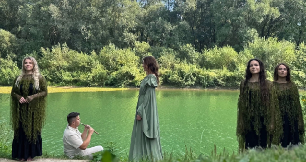 Верби, дудук і пам'ять серця: YAGODY презентують «Коні»