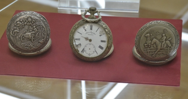 У Луцьку триває унікальна виставка «Годинники епохи»