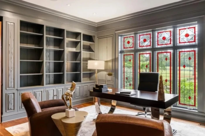 Зірковий шик: розкішний маєток з кінною фермою і басейном Двейна «Скелі» Джонсона. ФОТО: Realtor.com Зірковий шик: розкішний маєток з кінною фермою і басейном Двейна «Скелі» Джонсона. ФОТО: Realtor.com