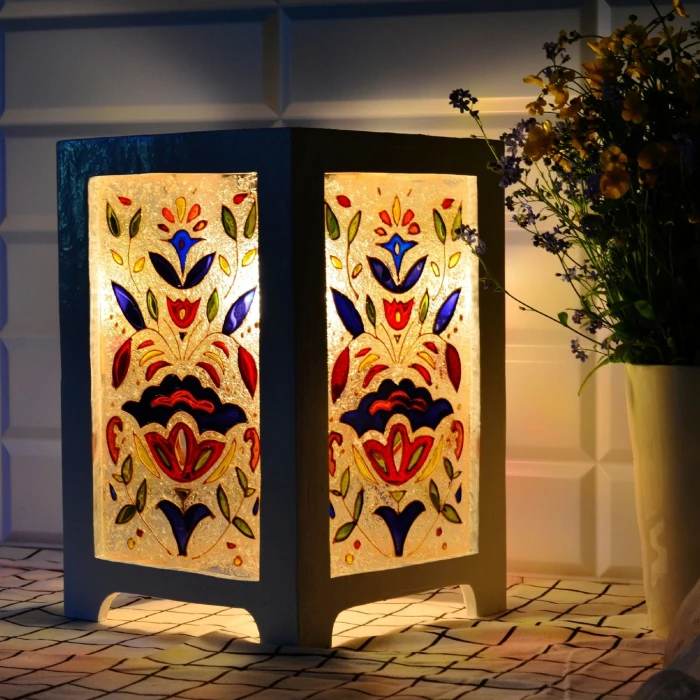 Красиве: авторські декоративні розписи скла з гарним настроєм від Валентини Кульпінової