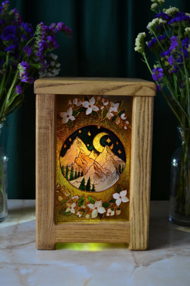 Красиве: авторські декоративні розписи скла з гарним настроєм від Валентини Кульпінової