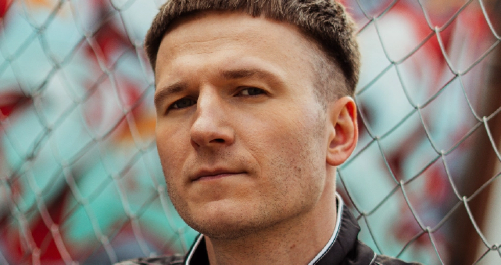 Волинянин презентує новий сингл «Серце» – пісню про силу близькості та підтримки