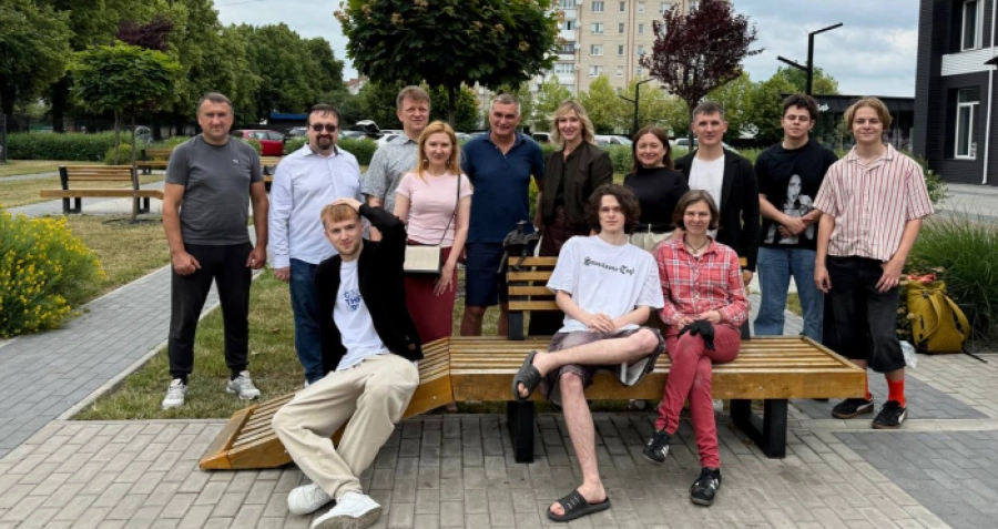 У Луцьку відновили скульптуру кликуна Книжка, яку викрали п’ять років тому