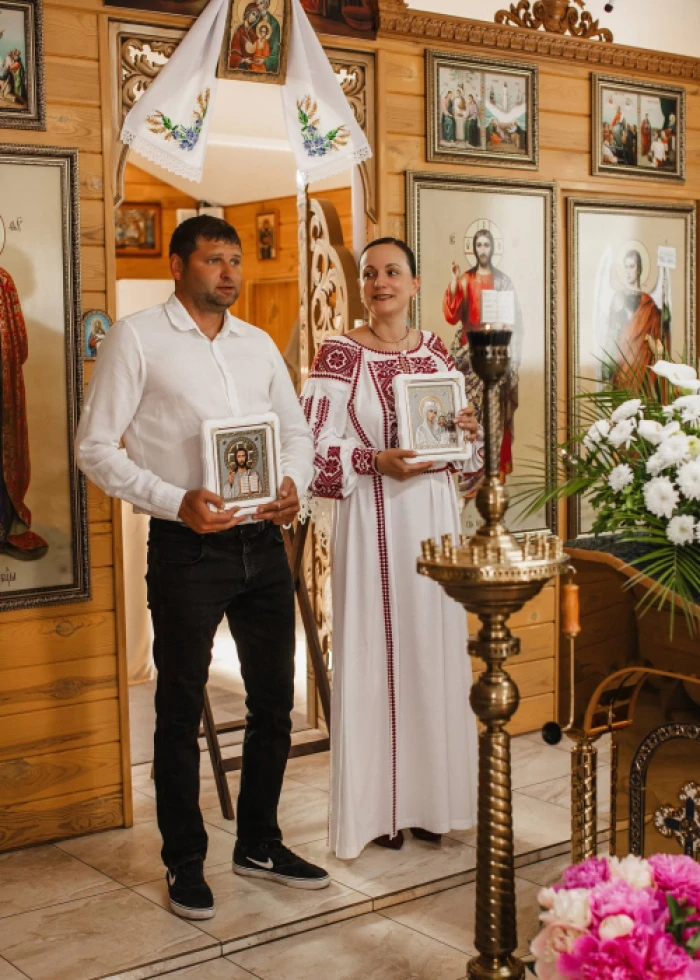 Знана луцька громадська діячка та очільниця благодійного фонду обвінчалася з чоловіком Знана луцька громадська діячка та очільниця благодійного фонду обвінчалася з чоловіком