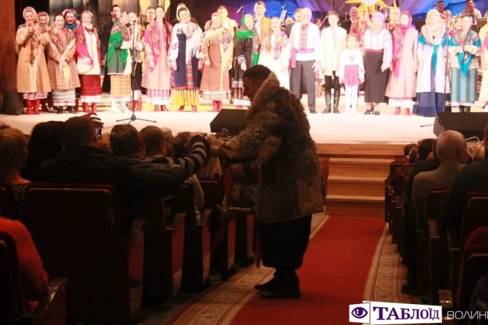 «Різдвяний концерт» у Волинському драмтеатрі