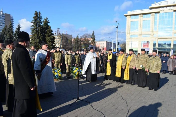 20 лютого в Україні Указом Президента встановлено День Героїв Небесної сотні. 