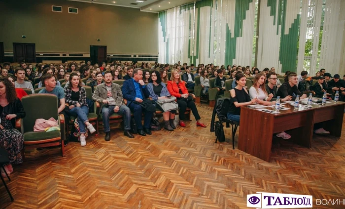 Міс факультету філології та журналістики 2019