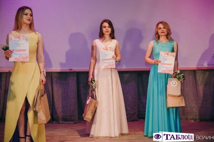 Міс факультету філології та журналістики 2019