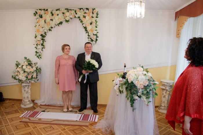 Олександр Пирожик з дружиною