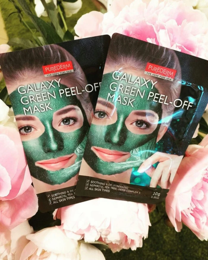 Маска Purederm Galaxy Green Peel-off Mask, яка видаляє забруднення і ороговілий шар шкіри та регулює роботу сальних залоз