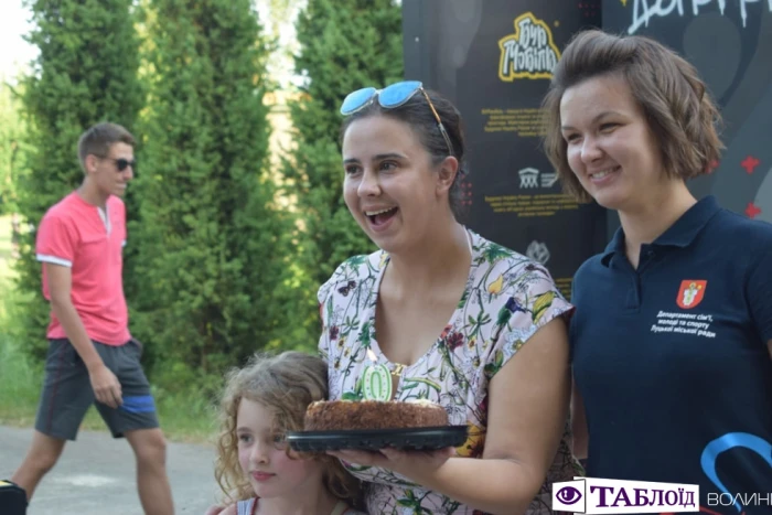 Запальна вечірка-знайомство в честь відкриття нового міського молодіжного центру