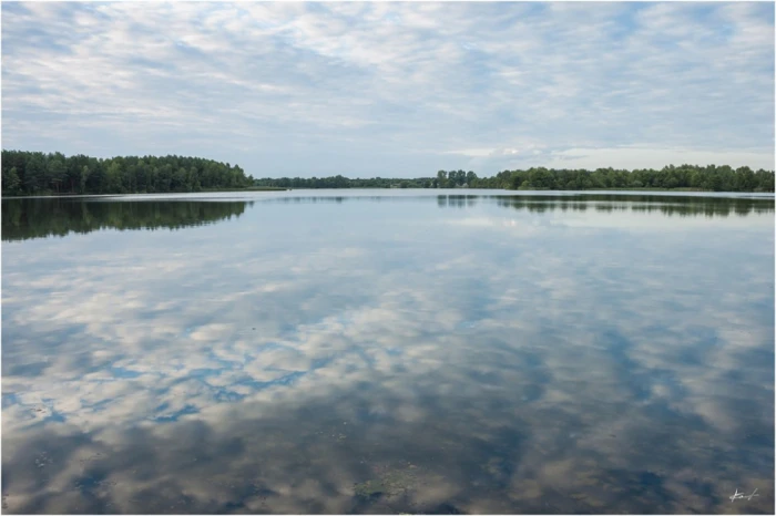 Озеро села Глухи