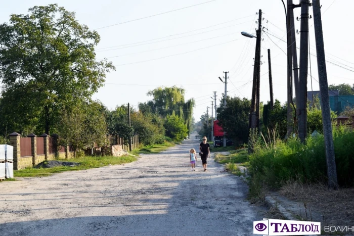 Луцьк ранковий: провінційний шарм і квіти Вишкова