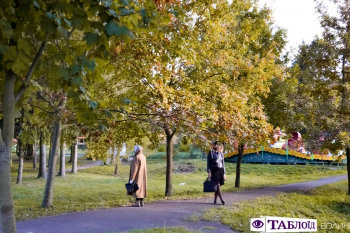 Луцьк на жовтневих світлинах