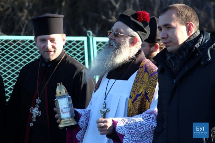 На Волині зустріли Вифлеємський вогонь миру