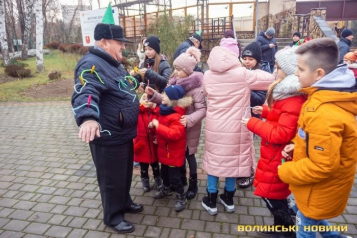 Як у Луцькому зоопарку зустрічали святого Миколая