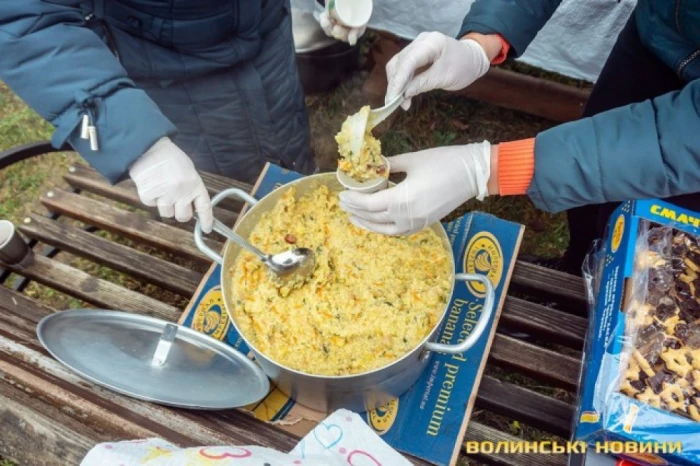 Як у Луцькому зоопарку зустрічали святого Миколая