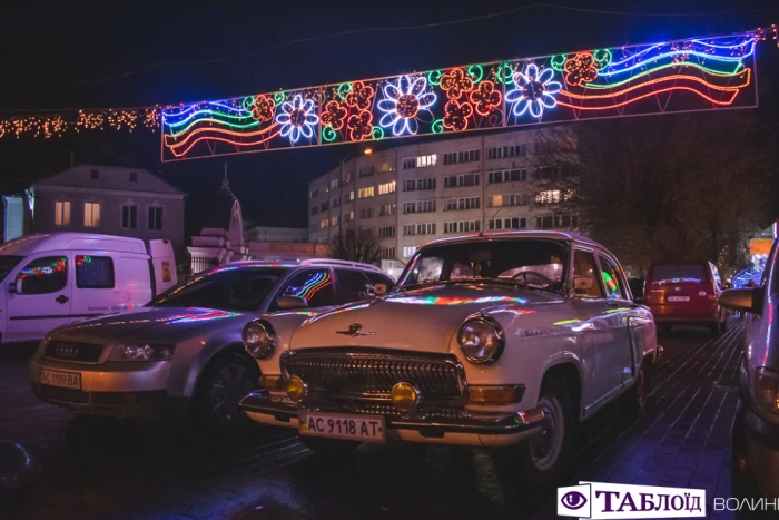 Вечірній Луцьк в очікуванні свята