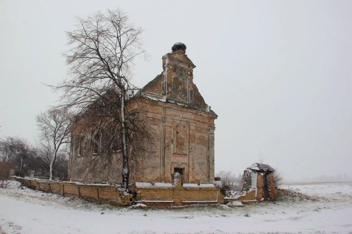 Здвиженська церква в селі Чекно. Початок будівництва 1733. Зруйнована в 1963.