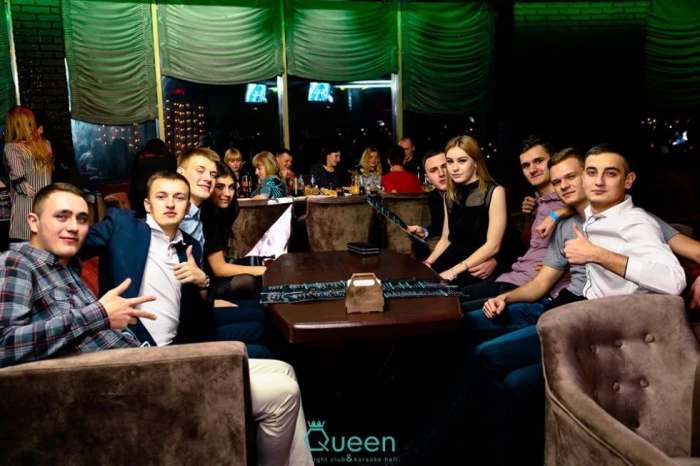 QUEEN Night Club & Karaoke Hall