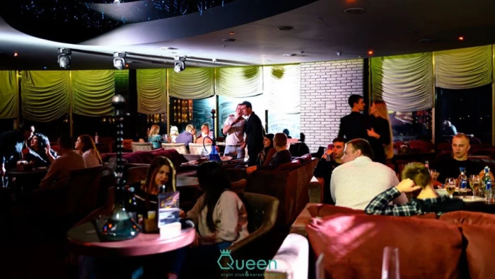 QUEEN Night Club & Karaoke Hall