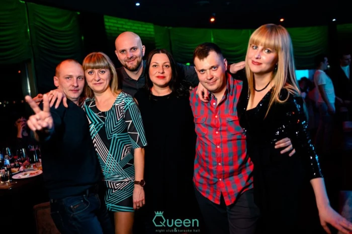 QUEEN Night Club & Karaoke Hall