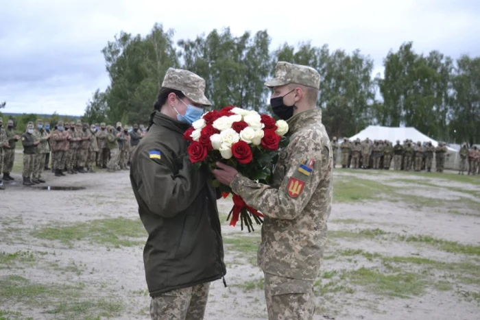 «Ти моє дихання»: волинянка отримала зворушливу пропозицію руки та серця