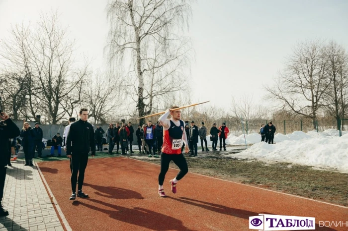 имовий чемпіонат України з легкоатлетичних метань у Луцьку