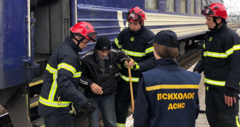 У Луцьк евакуювали підопічних харківського геріатричного пансіонату. ФОТО