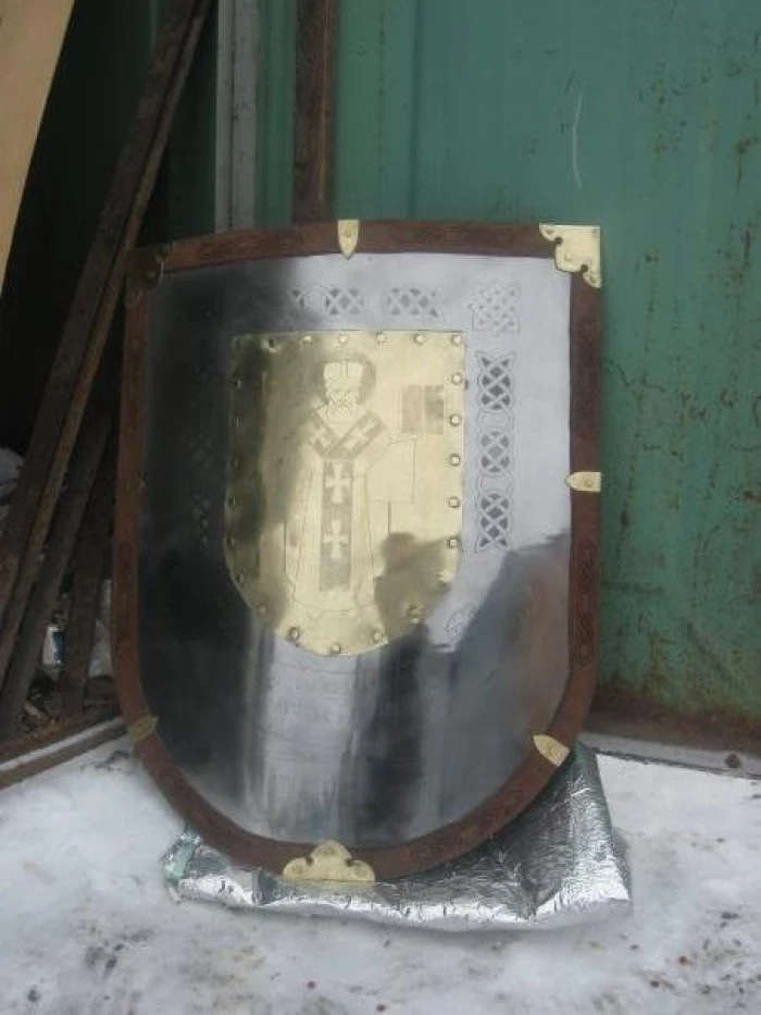 Щит на подарунок для Богдана Шиби