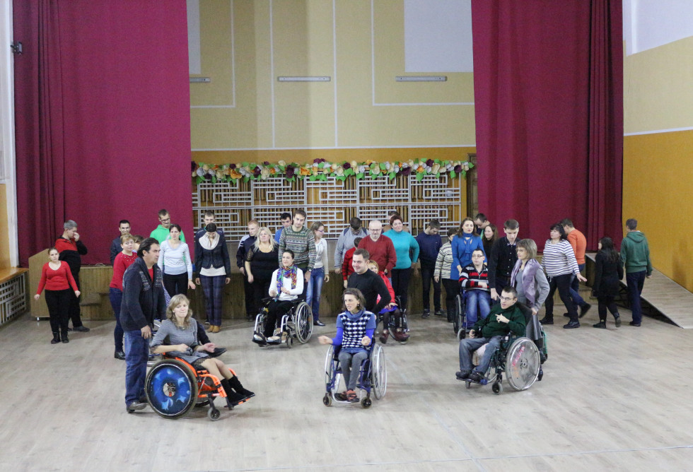 Луцькі депутати танцюватимуть на балу із людьми з інвалідністю