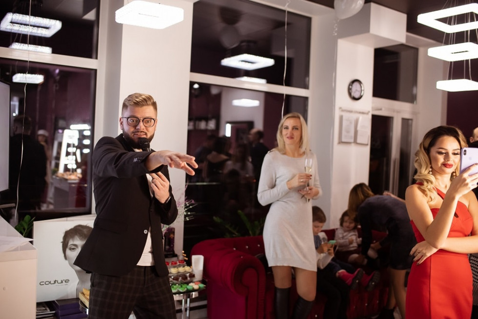 Шампанське та конкурси: як луцький салон Selfie beauty club святкував першу річницю